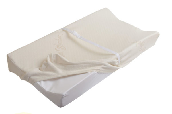 The Moonlight Slumber Little Dreamer Contour Changing Pad is a NON TOXIC, UL Greenguard Certified solution for your baby’s diaper changing needs. It is protected by an antimicrobial cover, is Water, Stain, and Odor Resistant